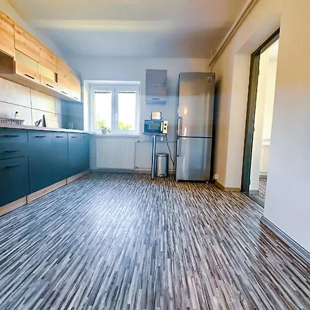 Vesele Apartament *